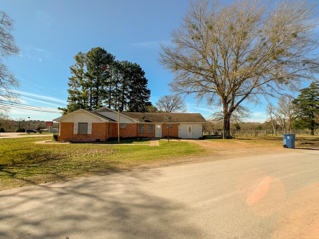 519 W Commerce, Buffalo, TX 75831