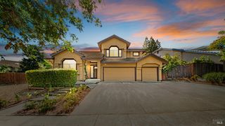 2231 Silver Fox Cir, Fairfield, CA 94534
