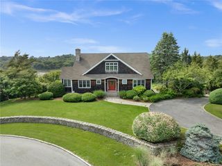 21 OCEAN HEIGHTS Road, Newport, RI 02840
