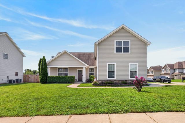 3533 Spring House Trl, Clarksville, TN 37040