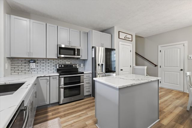 3533 Spring House Trl, Clarksville, TN 37040