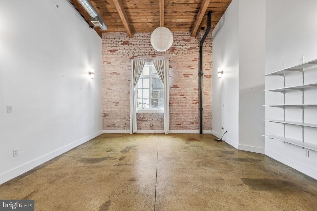 314-18 BROWN ST #207, PHILADELPHIA, PA 19123 — photo 2