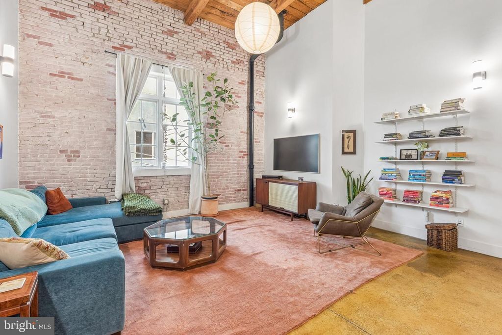 314-18 BROWN ST #207, PHILADELPHIA, PA 19123 — photo 3
