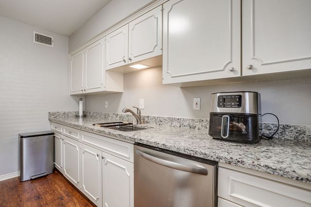 7929 Royal Lane 206, Dallas, TX 75230