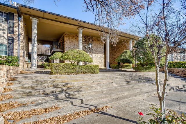 7929 Royal Lane 206, Dallas, TX 75230