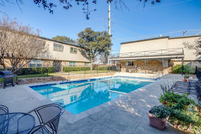 7929 Royal Lane 206, Dallas, TX 75230