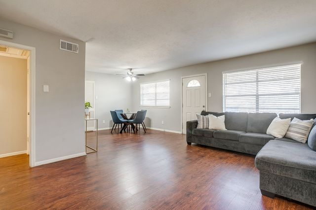 7929 Royal Lane 206, Dallas, TX 75230