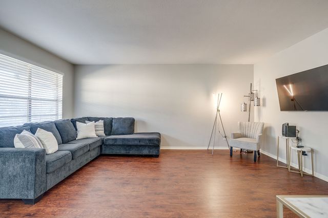 7929 Royal Lane 206, Dallas, TX 75230