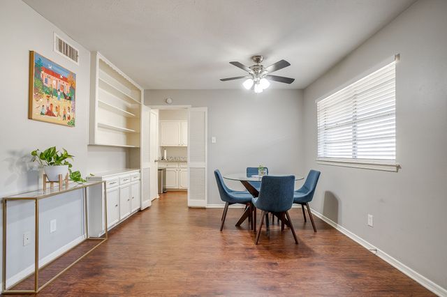 7929 Royal Lane 206, Dallas, TX 75230