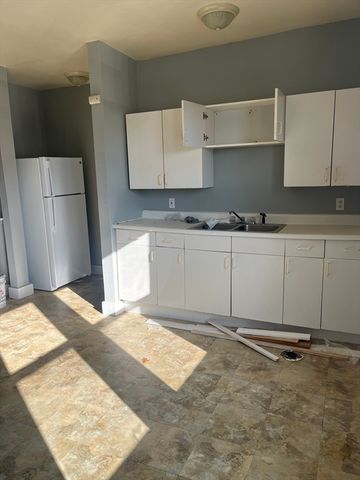 52 Mascot St 6, Boston, MA 02124