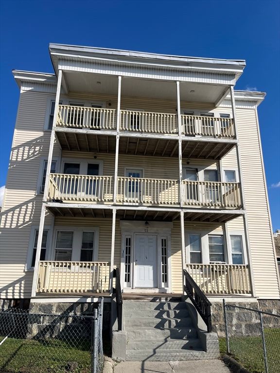 52 Mascot St 6, Boston, MA 02124