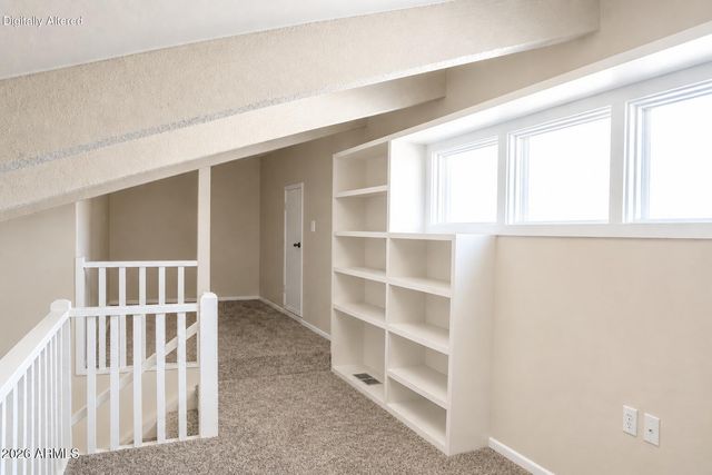 3 E MANZANITA Drive, Phoenix, AZ 85020