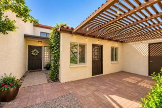 3 E MANZANITA Drive, Phoenix, AZ 85020