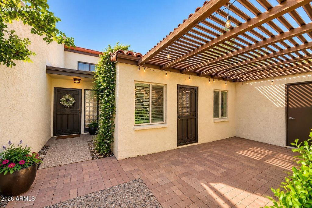 3 E MANZANITA Drive, Phoenix, AZ 85020