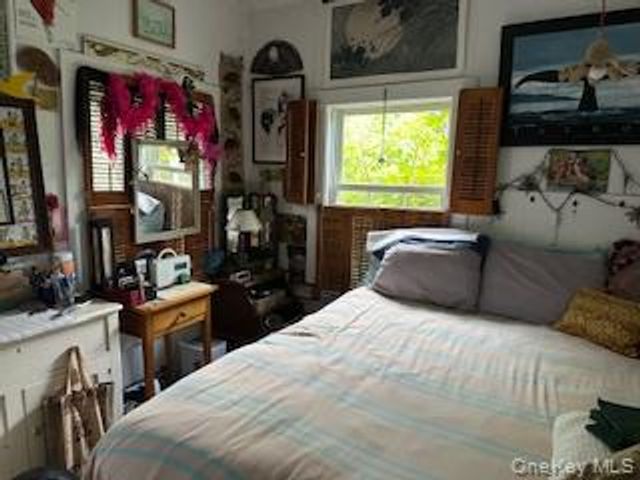 263 East Walk, Cherry Grove, NY 11782