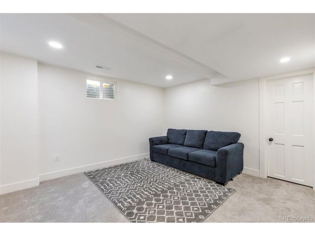 5871 S Laurel, Littleton, CO 80123