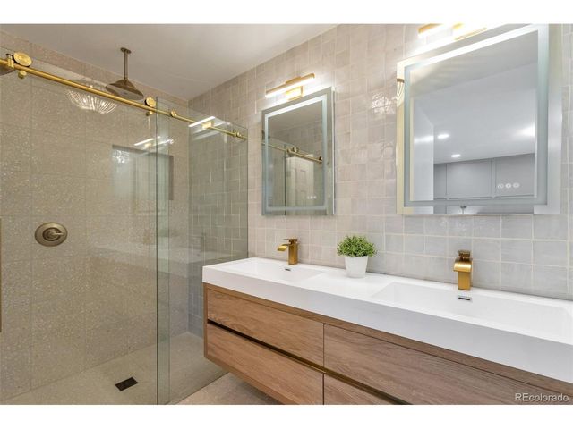 5871 S Laurel, Littleton, CO 80123