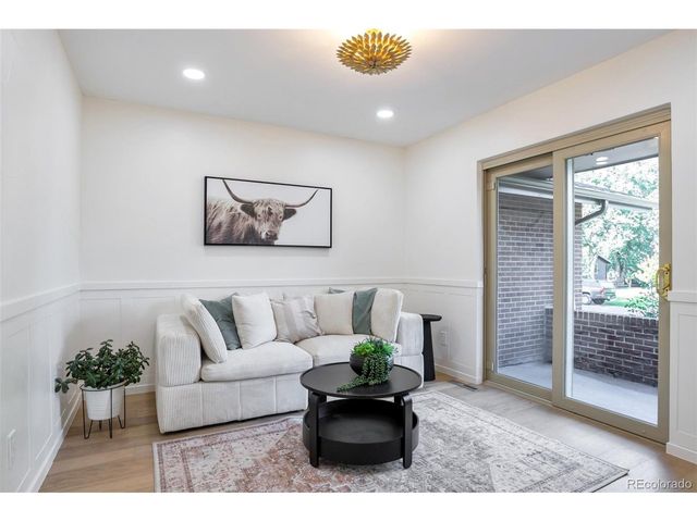 5871 S Laurel, Littleton, CO 80123