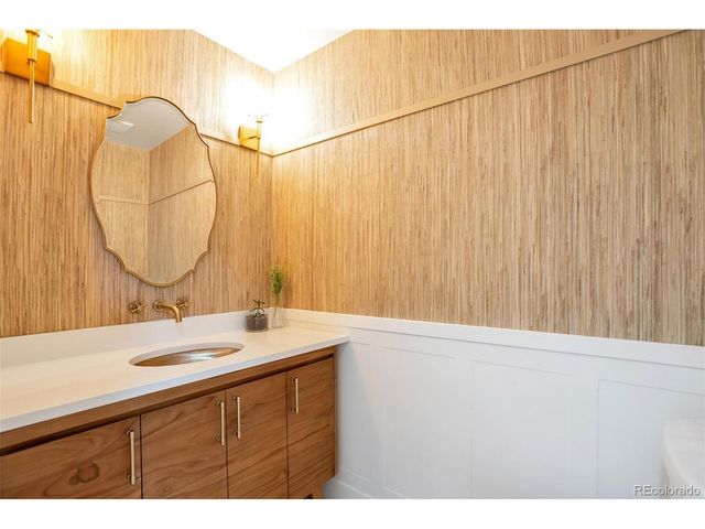 5871 S Laurel, Littleton, CO 80123