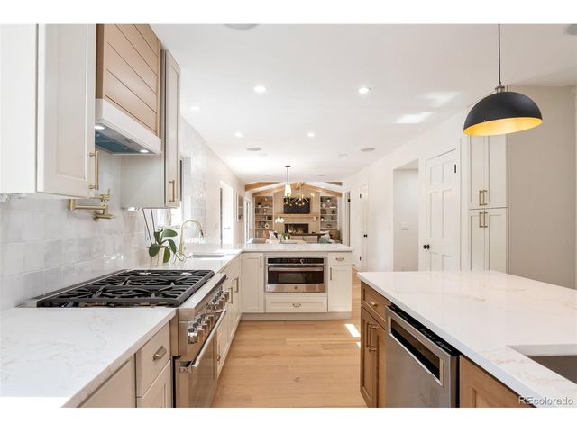 5871 S Laurel, Littleton, CO 80123