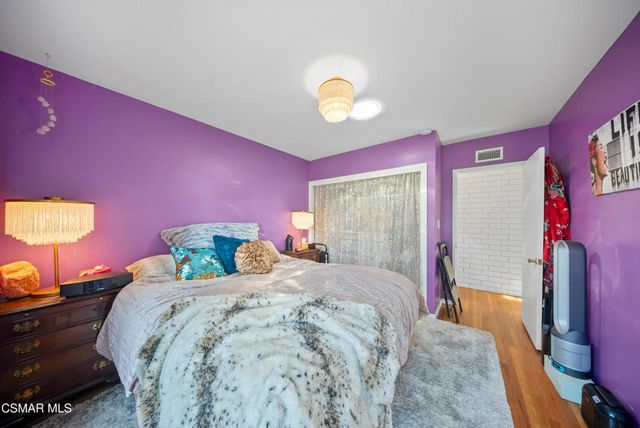 20428 Roscoe Boulevard, Winnetka, CA 91306