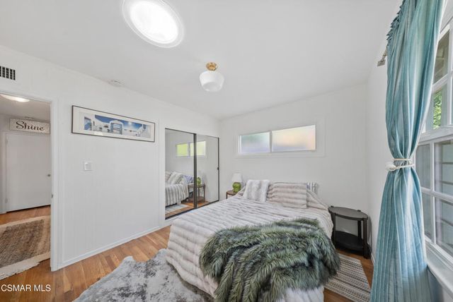 20428 Roscoe Boulevard, Winnetka, CA 91306