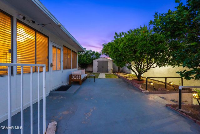 20428 Roscoe Boulevard, Winnetka, CA 91306