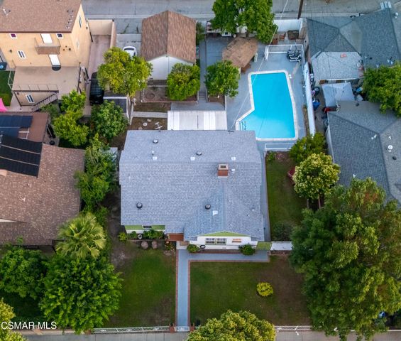 20428 Roscoe Boulevard, Winnetka, CA 91306