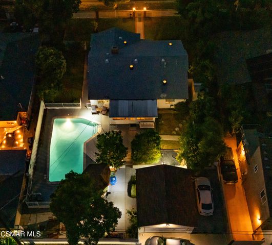 20428 Roscoe Boulevard, Winnetka, CA 91306