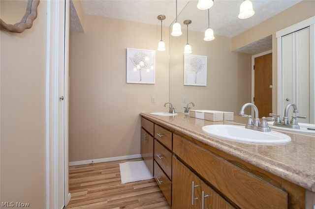 18175 Trailside Place, Strongsville, OH 44136