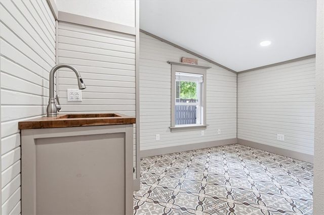 820 W Twin Springs Street, Siloam Springs, AR 72761