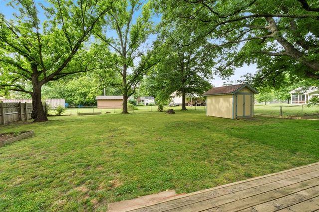 820 W Twin Springs Street, Siloam Springs, AR 72761