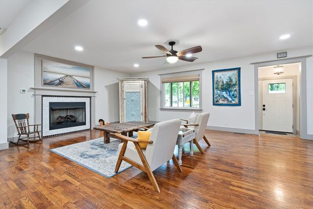 820 W Twin Springs Street, Siloam Springs, AR 72761