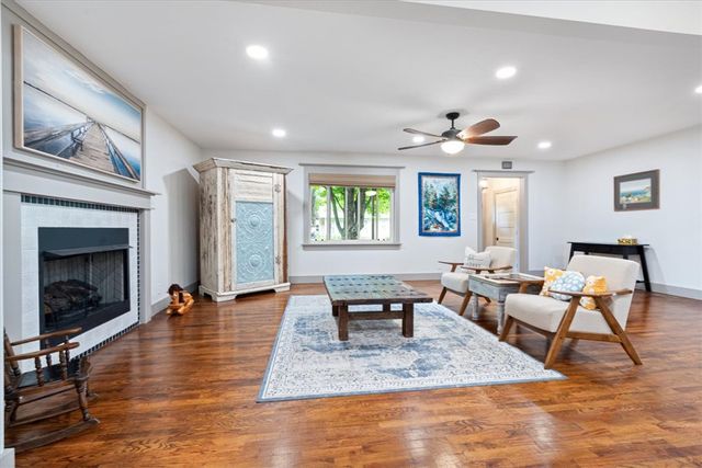 820 W Twin Springs Street, Siloam Springs, AR 72761