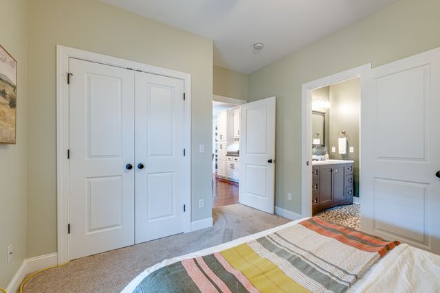 1403 Arthur Ave, Nashville, TN 37208