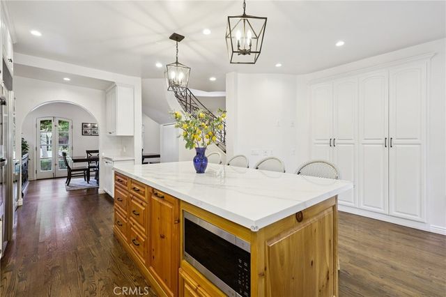 10585 Esther Avenue, Los Angeles, CA 90064