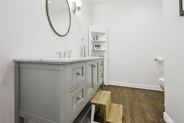 10585 Esther Avenue, Los Angeles, CA 90064