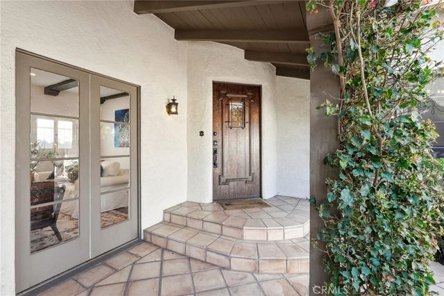 10585 Esther Avenue, Los Angeles, CA 90064