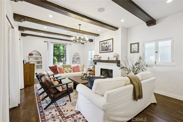 10585 Esther Avenue, Los Angeles, CA 90064