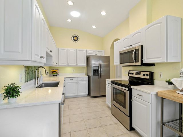 4552 CANCELLO GRANDE AVENUE, Venice, FL 34293