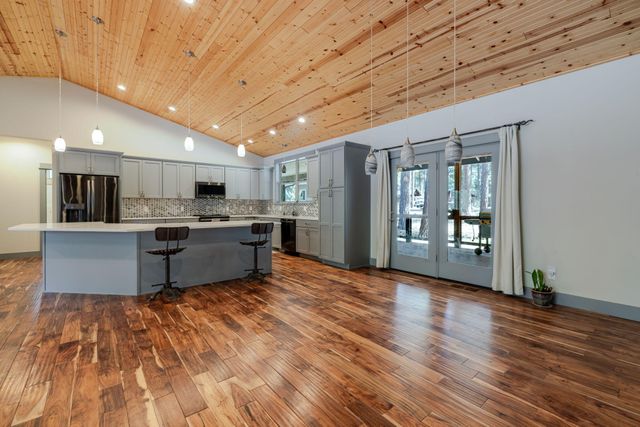 14225 Whitewater Lane, La Pine, OR 97739