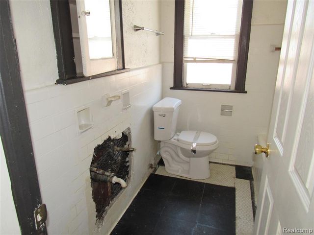 15796 Cheyenne Street, Detroit, MI 48227