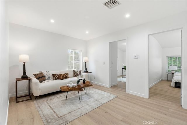 3724 Folsom St, Los Angeles, CA 90063