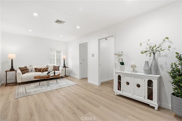 3724 Folsom St, Los Angeles, CA 90063