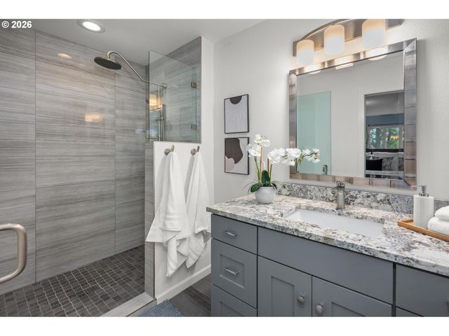 3050 Sw 113TH Ave, Beaverton, OR 97005