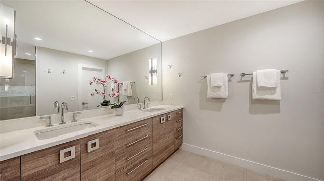 1428 PINE BAY DRIVE, Sarasota, FL 34231