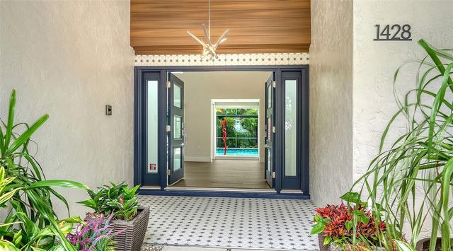 1428 PINE BAY DRIVE, Sarasota, FL 34231