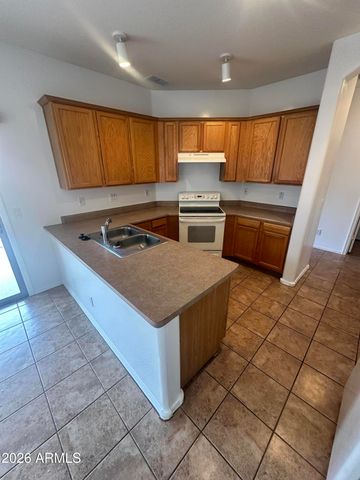 44 S GREENFIELD Road 9, Mesa, AZ 85206
