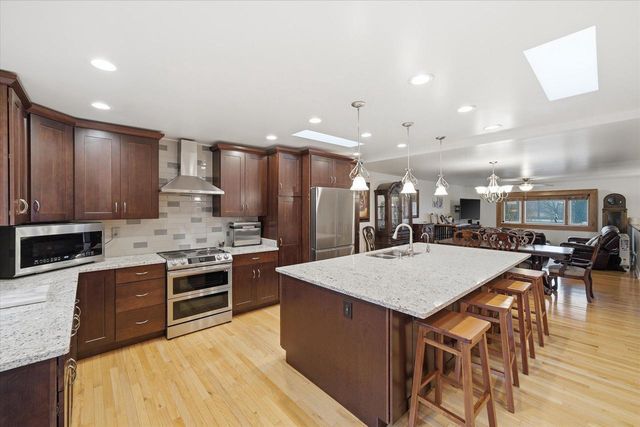 795 S Main STREET, Saukville, WI 53080