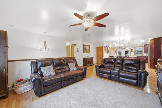 795 S Main STREET, Saukville, WI 53080